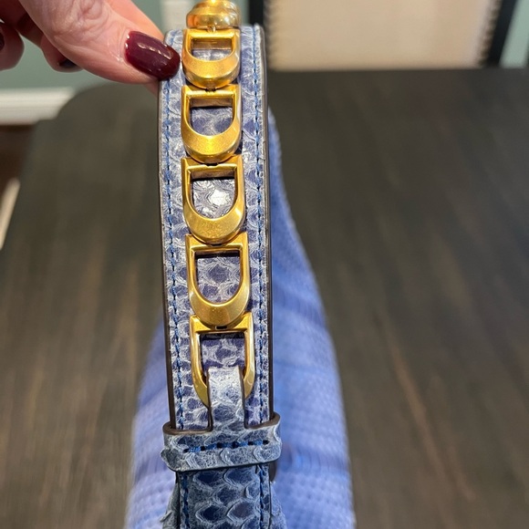 Donna Karen Bellmore Snake Leather Shoulder Bag with Bezel Strap - Picture 4 of 9